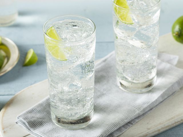 The Hidden Dangers of the Sparkling Water Trend (featured image)