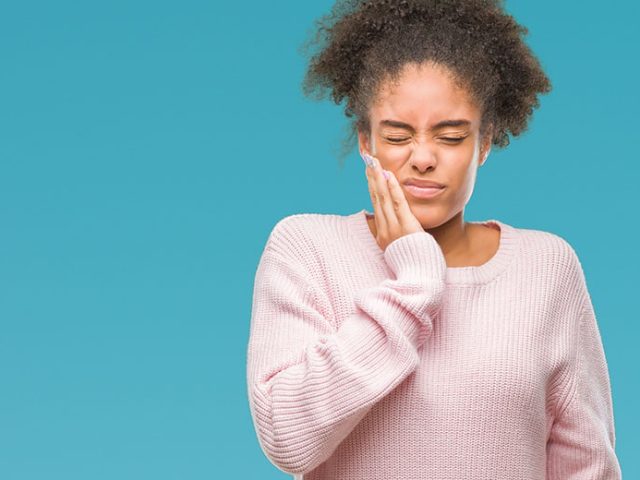 Why Does My Tooth Ache? (featured image)